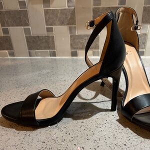 Simply fabulous Black Heels